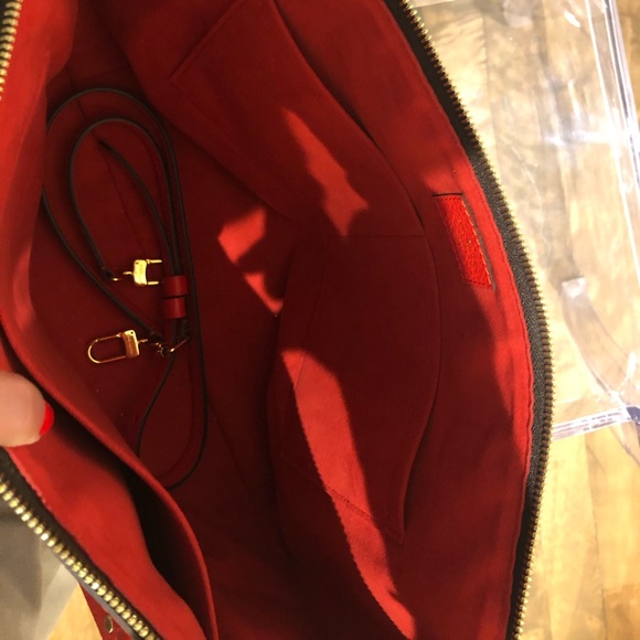 AUTHENTIC Louis Vuitton Handbag - Picture 3 of 3